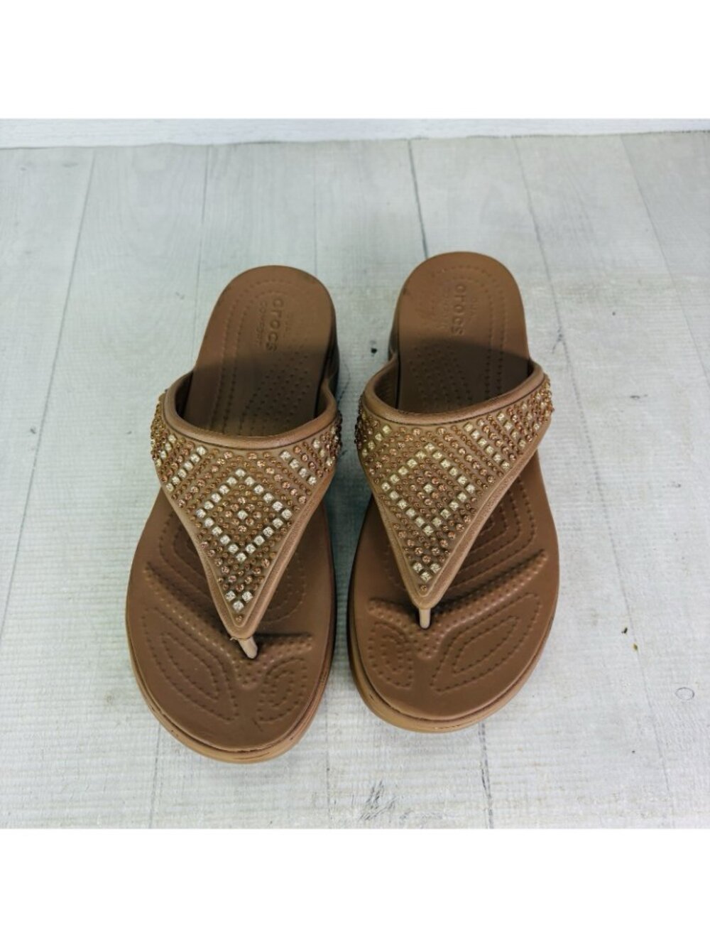 Crocs MONTEREY SHIMMER Bronze Bling Wedge Platform Thong Flip Flop Shoe Size 8 - Picture 8 of 16
